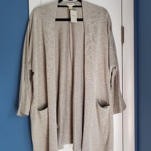 Grey and White Ribbed Sweater Coat with Pockets